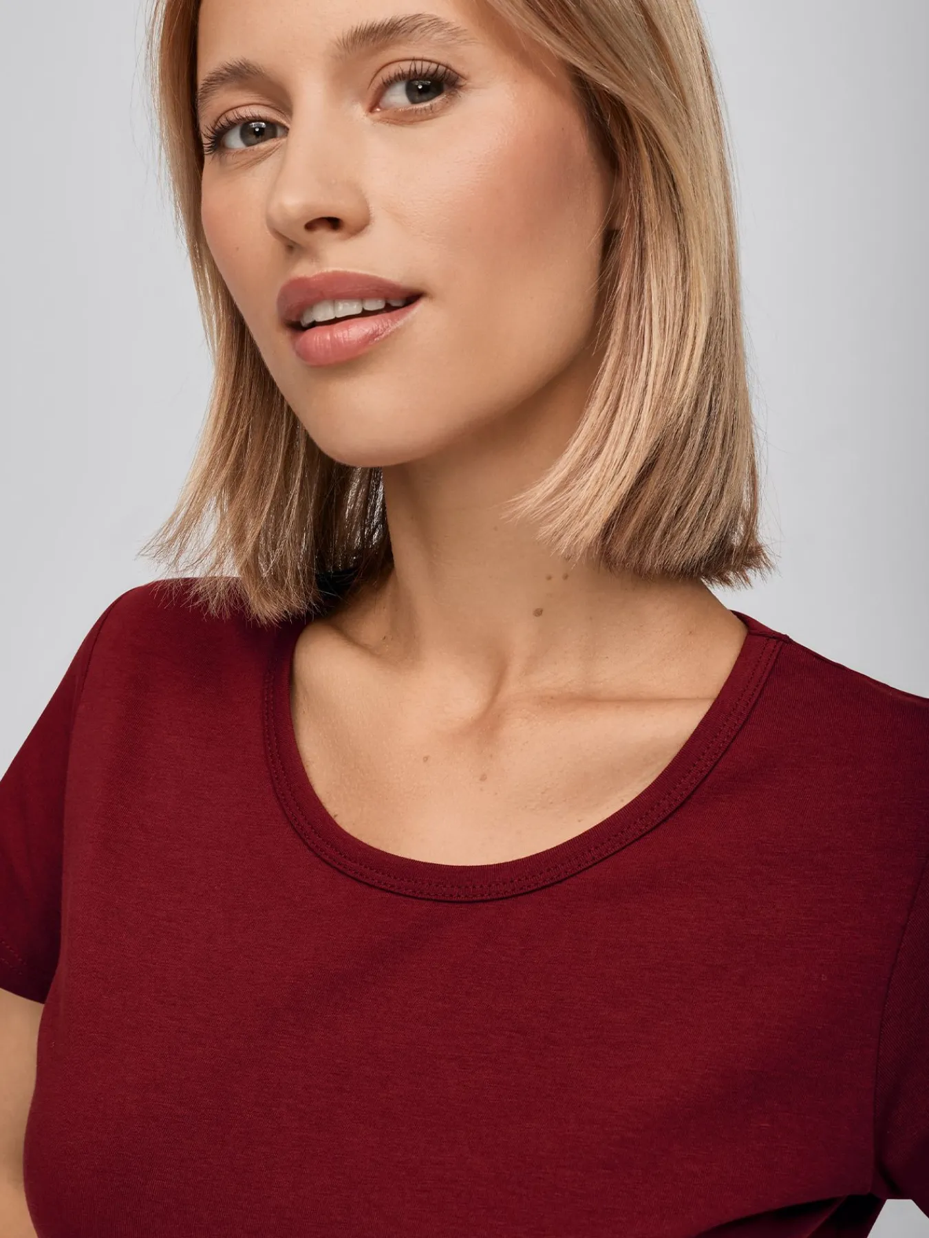 Hot Daen T-hirt CORIA it ängerer Rückenpartie Damen T-Shirts