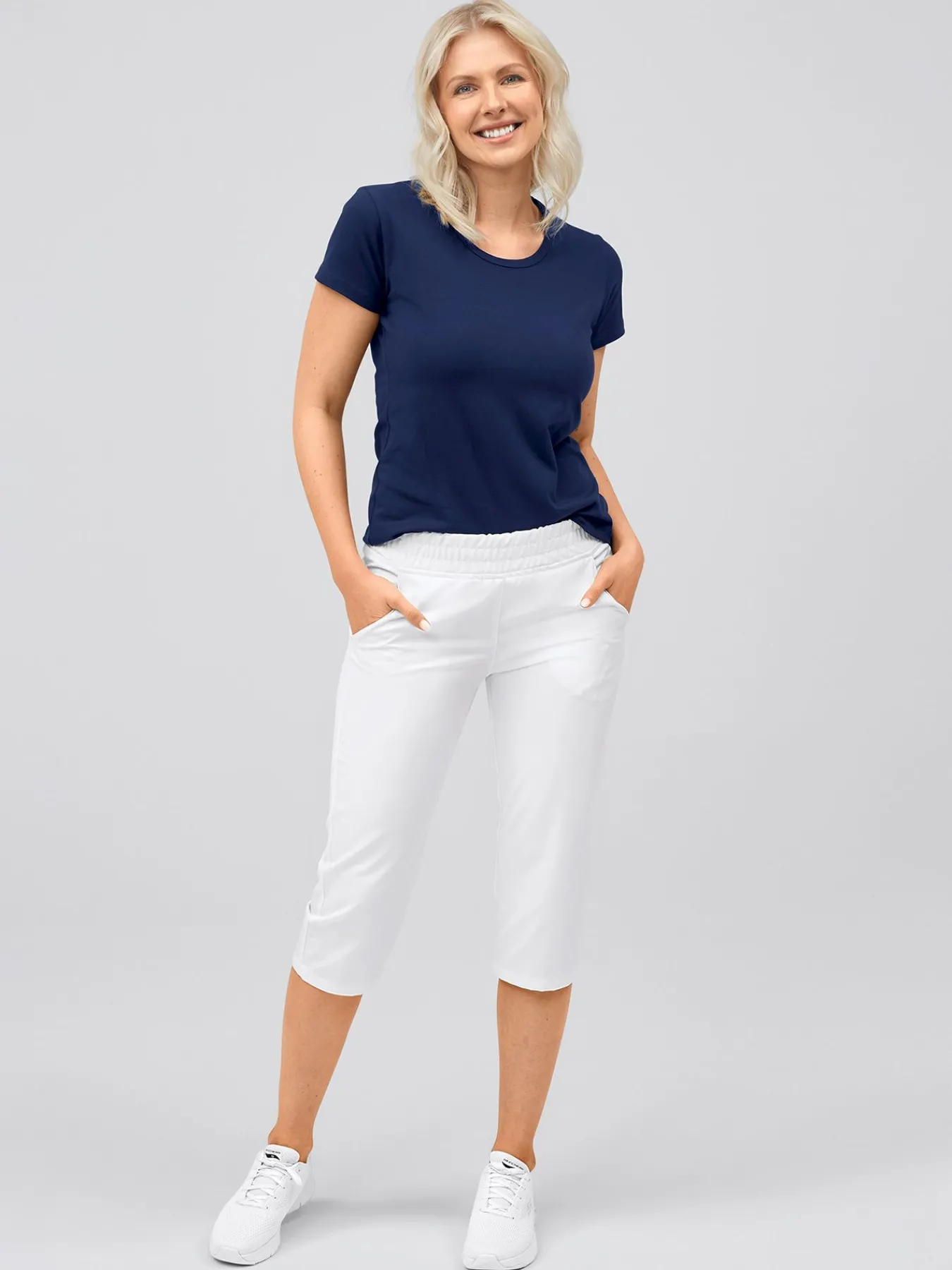 Outlet Leichte ¾-Hose ARAGAT Damen Kurze Hosen & Röcke|Hosen